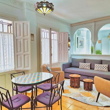 The Nasrid Palace From Your Bed ! Granada Bagian luar foto